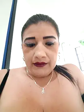 Snapshot of Hannahcandyy chatting on 03-13-25, 08:00 Hannahcandyy online show from 03-13-25, 08:00