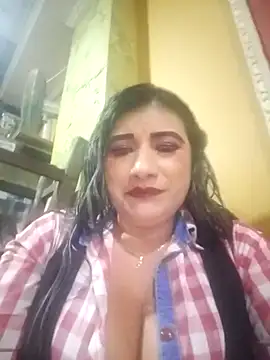 Snapshot of Hannahcandyy chatting on 03-15-25, 11:28 Hannahcandyy online show from 03-15-25, 11:28