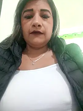 Snapshot of Hannahcandyy chatting on 03-16-25, 08:43 Hannahcandyy online show from 03-16-25, 08:43