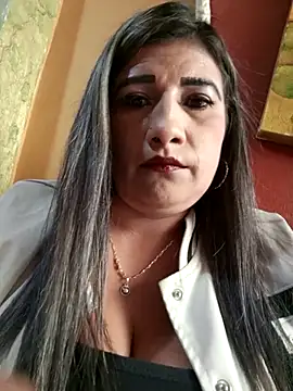 Snapshot of Hannahcandyy chatting on 03-17-25, 08:51 Hannahcandyy online show from 03-17-25, 08:51