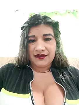 Snapshot of Hannahcandyy chatting on 09-27-25, 07:30 Hannahcandyy online show from 09-27-25, 07:30