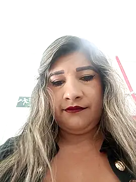 Snapshot of Hannahcandyy chatting on 10-06-25, 01:52 Hannahcandyy online show from 10-06-25, 01:52