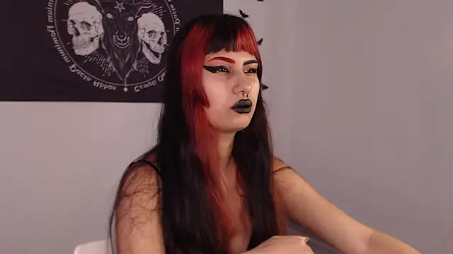 Snapshot of Little-Lucifer chatting on 01-15-25, 05:05 Little-Lucifer online show from 01-15-25, 05:05