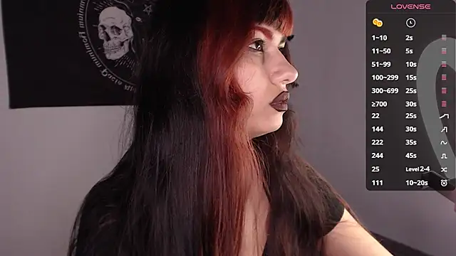 Snapshot of Little-Lucifer chatting on 02-28-25, 08:50 Little-Lucifer online show from 02-28-25, 08:50