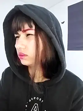 Snapshot of Little-Lucifer chatting on 09-28-25, 06:24 Little-Lucifer online show from 09-28-25, 06:24