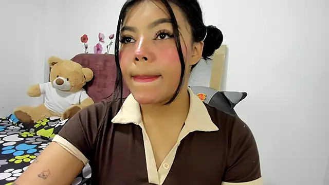 Snapshot of veky_saliva01 chatting on 12-17-24, 07:26 veky saliva01 online show from 12-17-24, 07:26