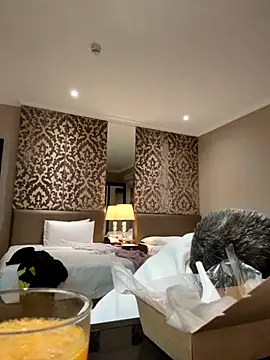 mamakarma1403 online show from 04-21-26, 04:30