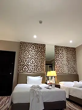 mamakarma1403 online show from 04-27-26, 04:05