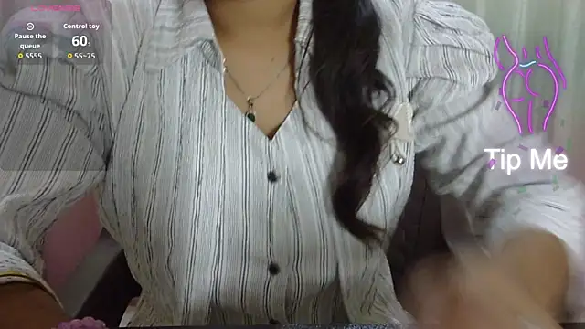 Preeti-Sexy online show from 01-06-26, 06:50