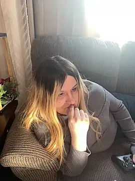 PuckBunny17 online show from 12-30-24, 07:00