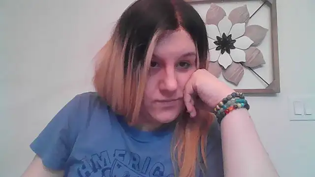 PuckBunny17 online show from 02-26-25, 08:54