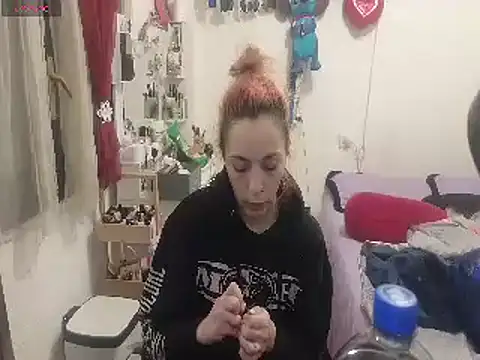 kattleya1407 online show from 03-05-25, 11:38