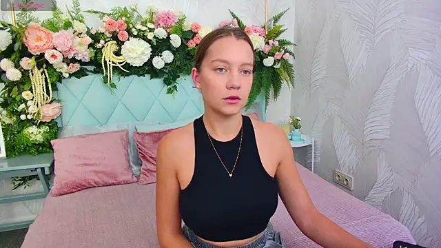 Snapshot of AliceBrayan chatting on 10-11-25, 05:17 AliceBrayan online show from 10-11-25, 05:17