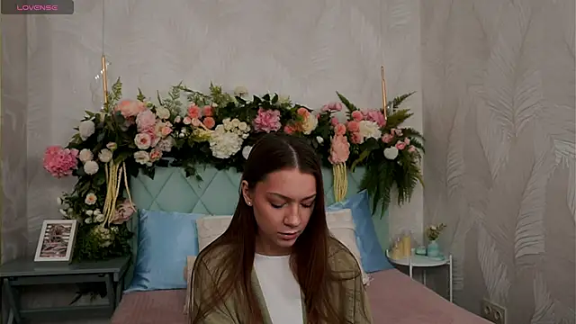 AliceBrayan online show from 03-05-26, 05:09