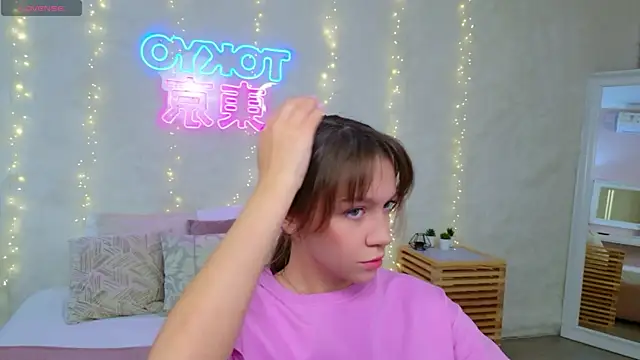 AliceBrayan online show from 04-23-26, 05:04