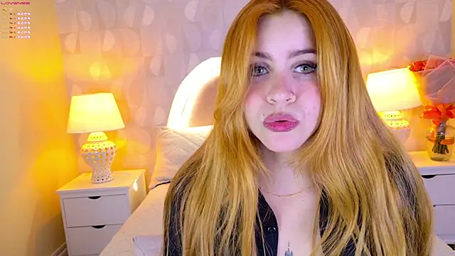 Snapshot of april_rousse chatting on 02-15-25, 10:42 april rousse online show from 02-15-25, 10:42