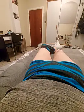 Snapshot of pascalino100 chatting on 09-12-25, 06:08 pascalino100 online show from 09-12-25, 06:08