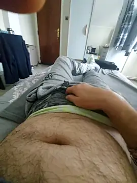 Snapshot of pascalino100 chatting on 09-27-25, 10:31 pascalino100 online show from 09-27-25, 10:31