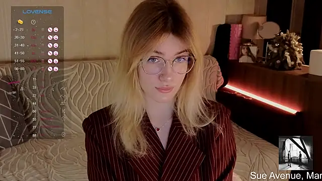 Snapshot of SpiceJessy chatting on 12-20-24, 04:04 SpiceJessy online show from 12-20-24, 04:04