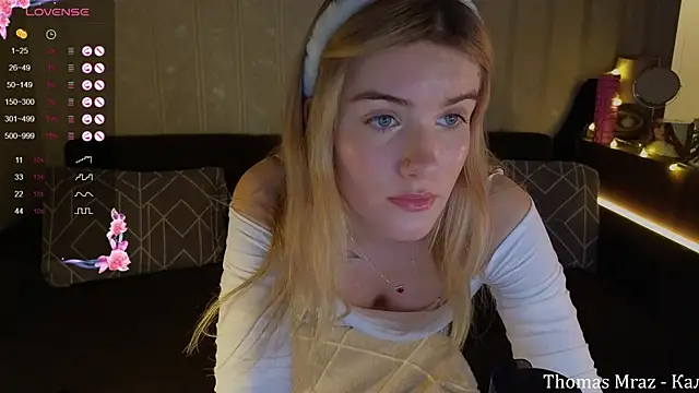 Snapshot of SpiceJessy chatting on 02-19-25, 07:59 SpiceJessy online show from 02-19-25, 07:59