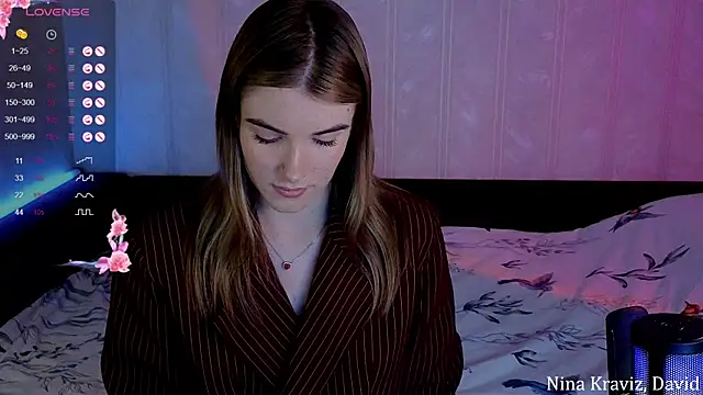 Snapshot of SpiceJessy chatting on 03-12-25, 04:13 SpiceJessy online show from 03-12-25, 04:13