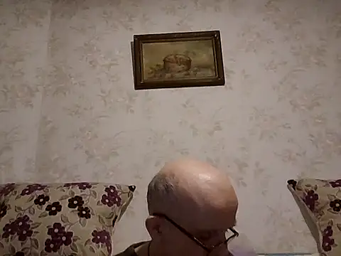 mariusica1xh online show from 02-02-25, 09:34