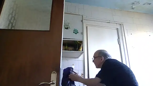 mariusica1xh online show from 04-25-26, 01:41