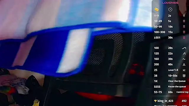 nicol gill  online show from 02-10-25, 11:46