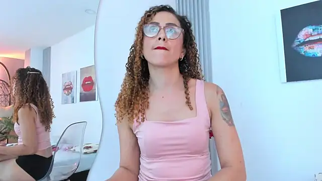 Angela donnato online show from 02-11-25, 09:42