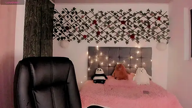 Lilith Miller21 online show from 03-23-25, 05:10