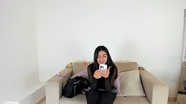 Charlotte cowell sub1  online show from 01-29-25, 08:14