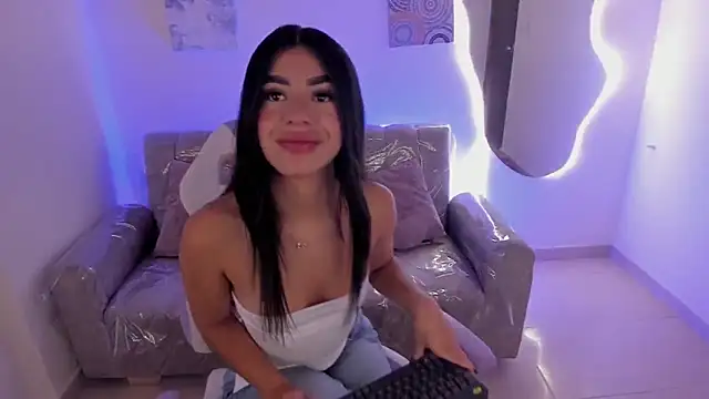 Charlotte cowell sub1  online show from 09-09-25, 04:28