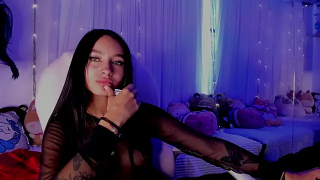 sophie ws online show from 12-24-24, 06:39