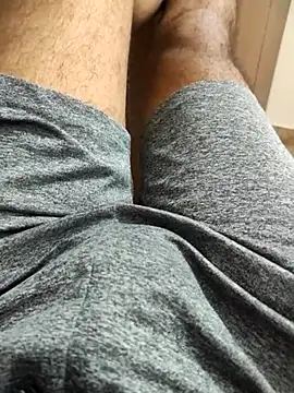 Snapshot of yoyokakshay_1996 chatting on 02-16-25, 04:21 yoyokakshay 1996 online show from 02-16-25, 04:21