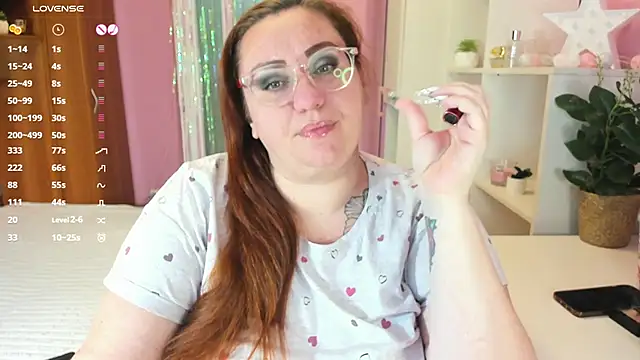 lovely adelle online show from 12-04-24, 07:39