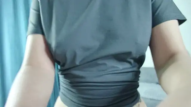 RileyMee online show from 12-28-24, 03:15