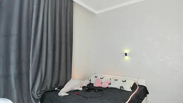 RileyMee online show from 03-06-25, 12:43