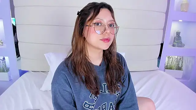 Lanna18 online show from 03-06-25, 06:05