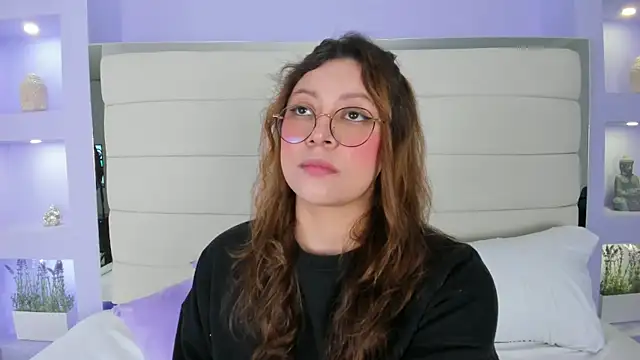 Lanna18 online show from 03-15-25, 11:51