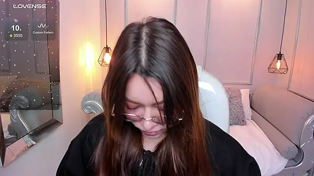 Lanna18 online show from 09-26-25, 11:47