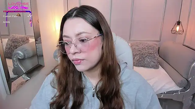 Lanna18 online show from 09-29-25, 11:59