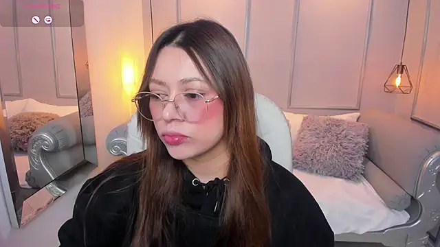 Lanna18 online show from 10-08-25, 11:41