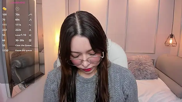 Lanna18 online show from 10-10-25, 11:42