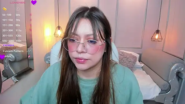 Lanna18 online show from 10-15-25, 11:43