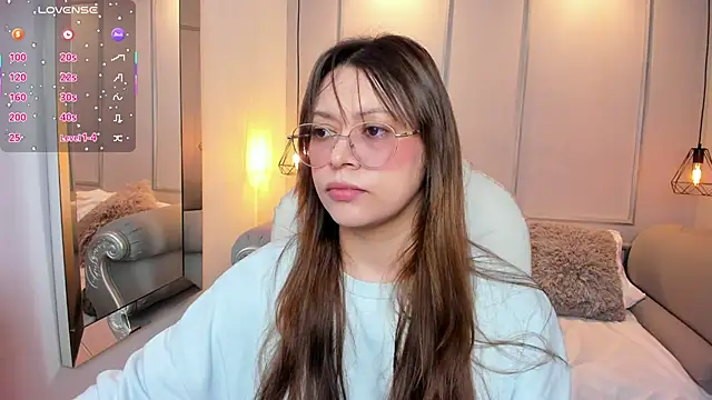 Lanna18 online show from 10-17-25, 11:57