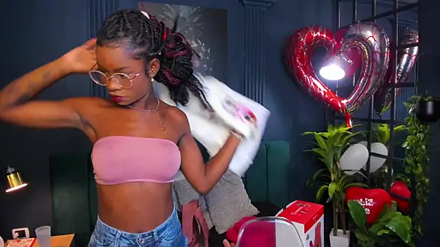 amber-hill online show from 02-20-25, 12:04