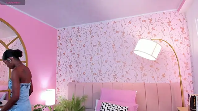 amber-hill online show from 02-23-25, 01:24