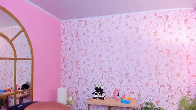 amber-hill online show from 03-22-25, 01:22