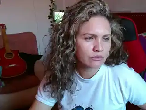 helenca43 online show from 02-20-25, 09:20