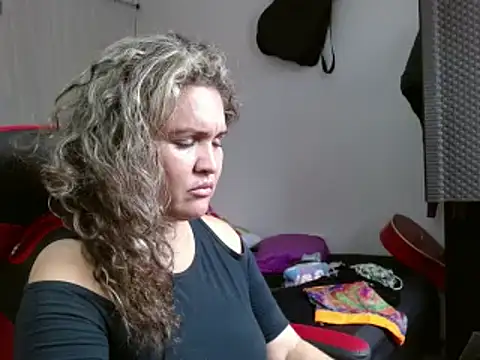 helenca43 online show from 02-28-25, 07:14